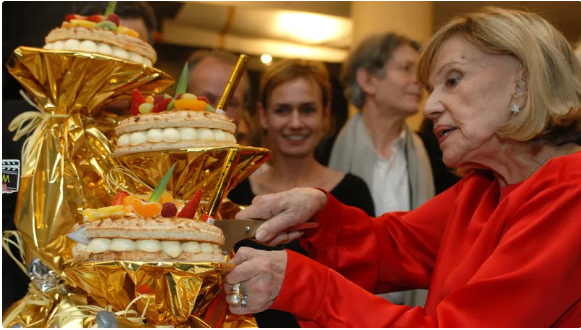 Jeanne Moreau fêtant ses 80 ans au festival Premiers Plans d'Angers, le 23 janvier 2008 • © ALAIN JOCARD / AFP